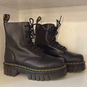 listing-status-banner